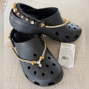 CROCS TIARA CLOGS NWT Black With Gold color Metal W/Gem Stone Accents Size 11